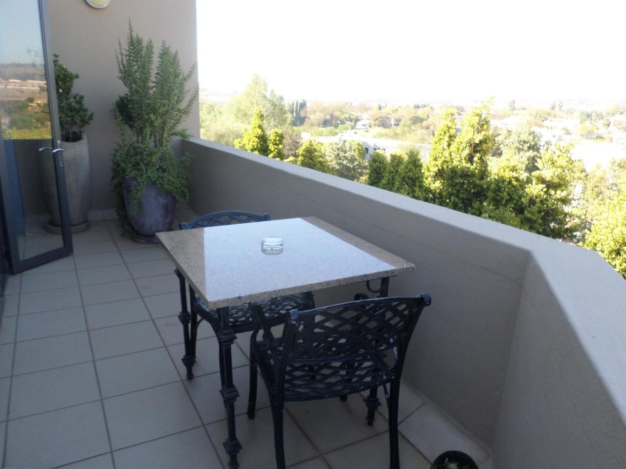 The Links Guest House Pretoria Exterior photo